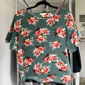 Green floral print shirt from Charming Charlie, Size Small